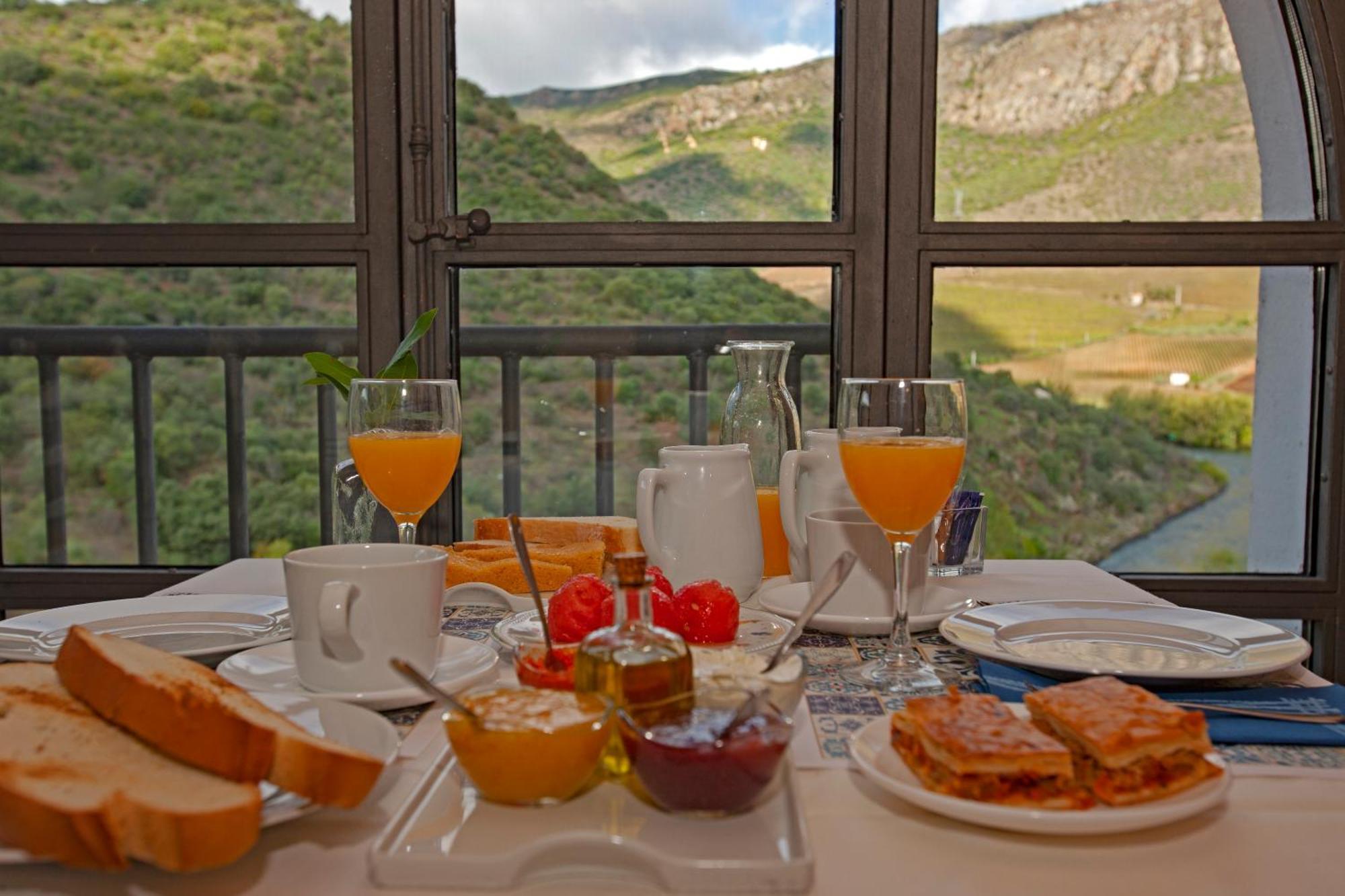 Posada Real Quinta De La Concepcion Hinojosa de Duero Buitenkant foto