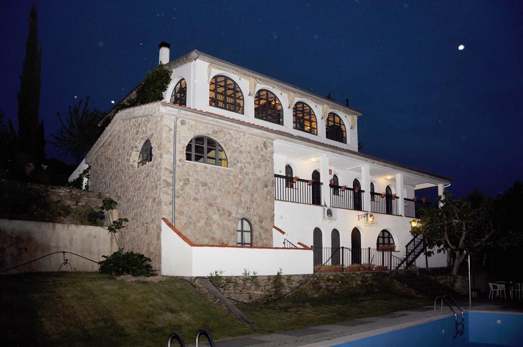 Posada Real Quinta De La Concepcion Hinojosa de Duero Buitenkant foto