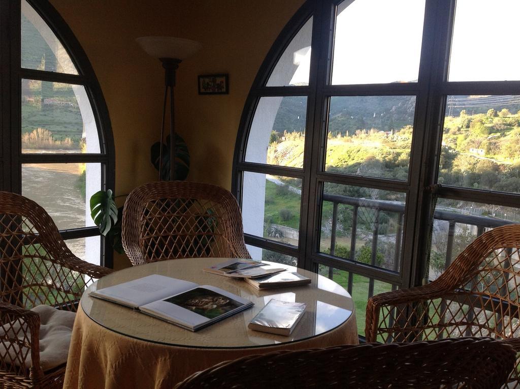 Posada Real Quinta De La Concepcion Hinojosa de Duero Buitenkant foto
