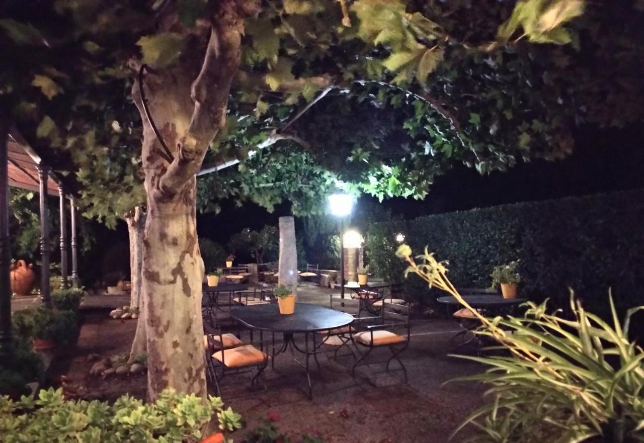 Posada Real Quinta De La Concepcion Hinojosa de Duero Buitenkant foto