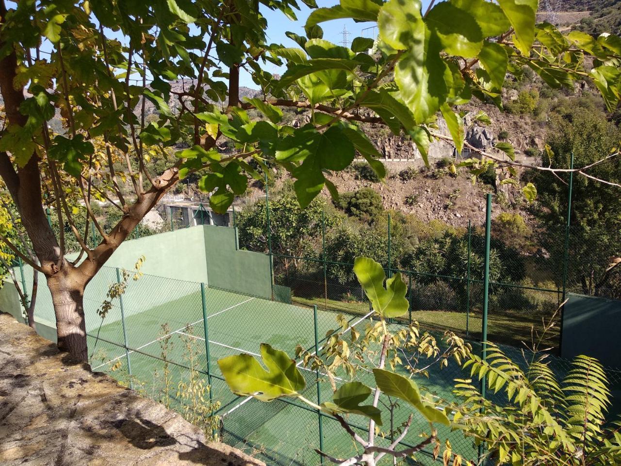 Posada Real Quinta De La Concepcion Hinojosa de Duero Buitenkant foto